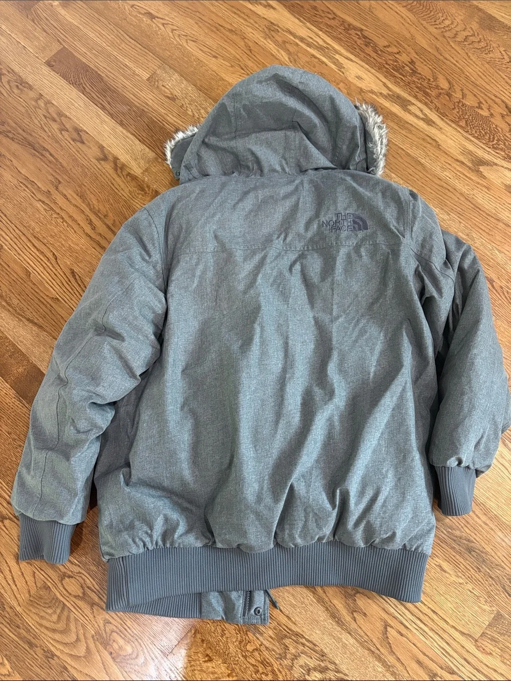 The North Face Gotham II Men’s Gray Down Parka Faux Fur Hood